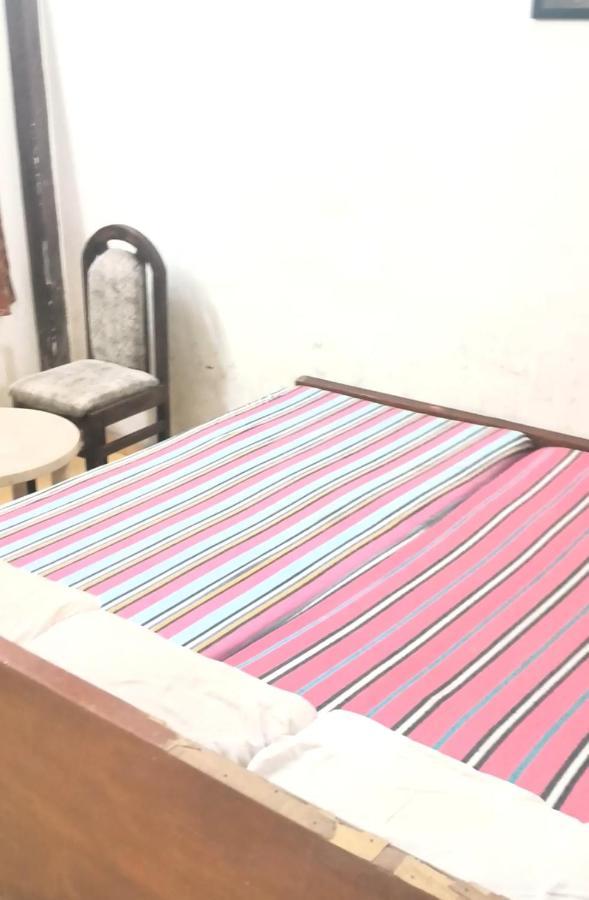 Gandhi Ganaga Guest house *