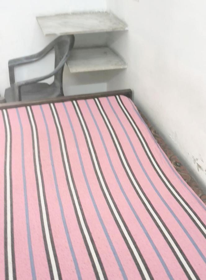 Guest house Gandhi Ganaga *