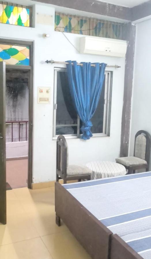 Gandhi Ganaga * Varanasi